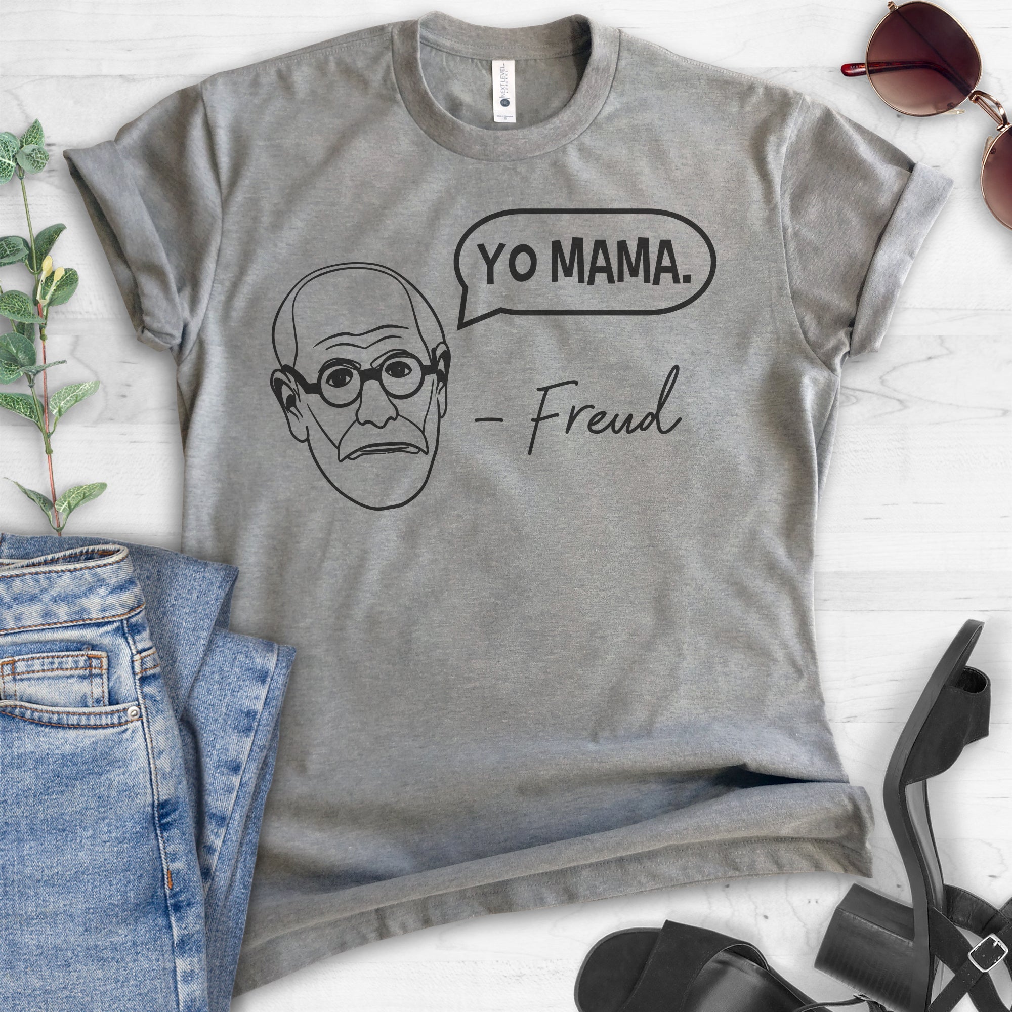 'Yo Mama.' -Freud T-shirt